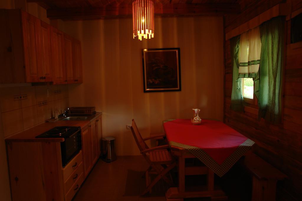 Apartments Milev Mokra Gora Rom bilde